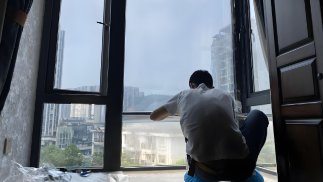 窗戶貼膜如果起泡了有什么補(bǔ)救方法？